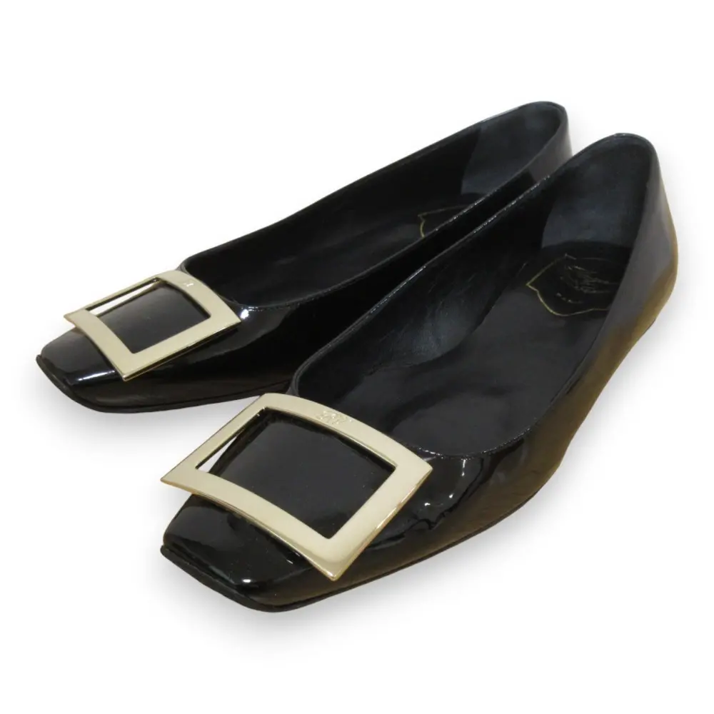 Roger Vivier ロジェヴィヴィエ パテントレザー メタルバックル スクエアトゥ フラットパンプス 24.5～25cm ブラック×ゴールド金具