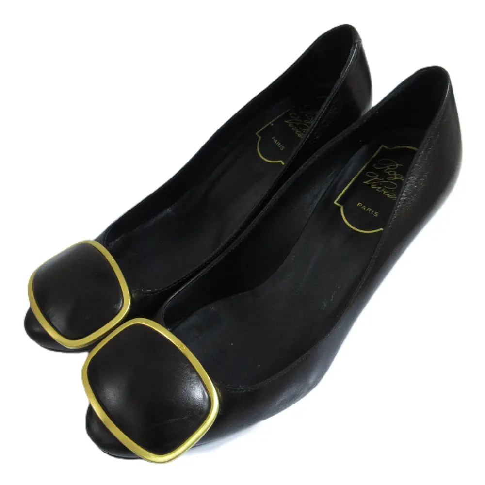 Roger Vivier ロジェヴィヴィエ ヒール アーモンドトゥ レザーパンプス 34.5 22cm相当 ブラック