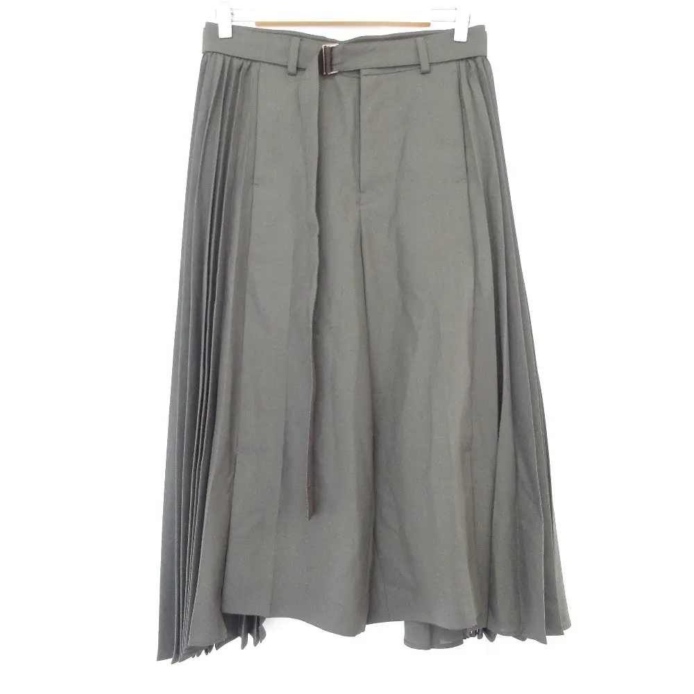 サカイ（Sacai）スカートの高価買取ならリブラ宅配買取がおすすめ