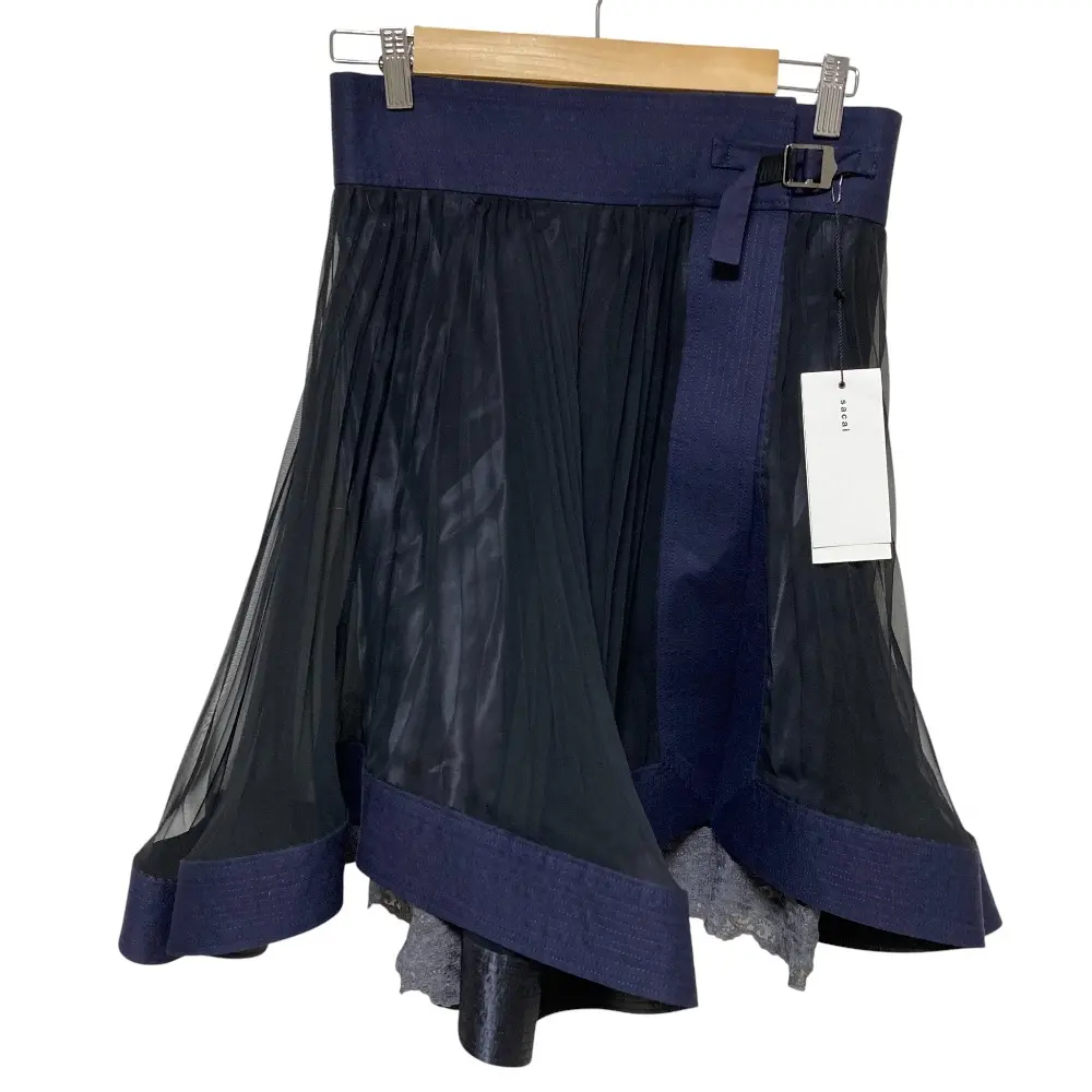 サカイ（Sacai）スカートの高価買取ならリブラ宅配買取がおすすめ