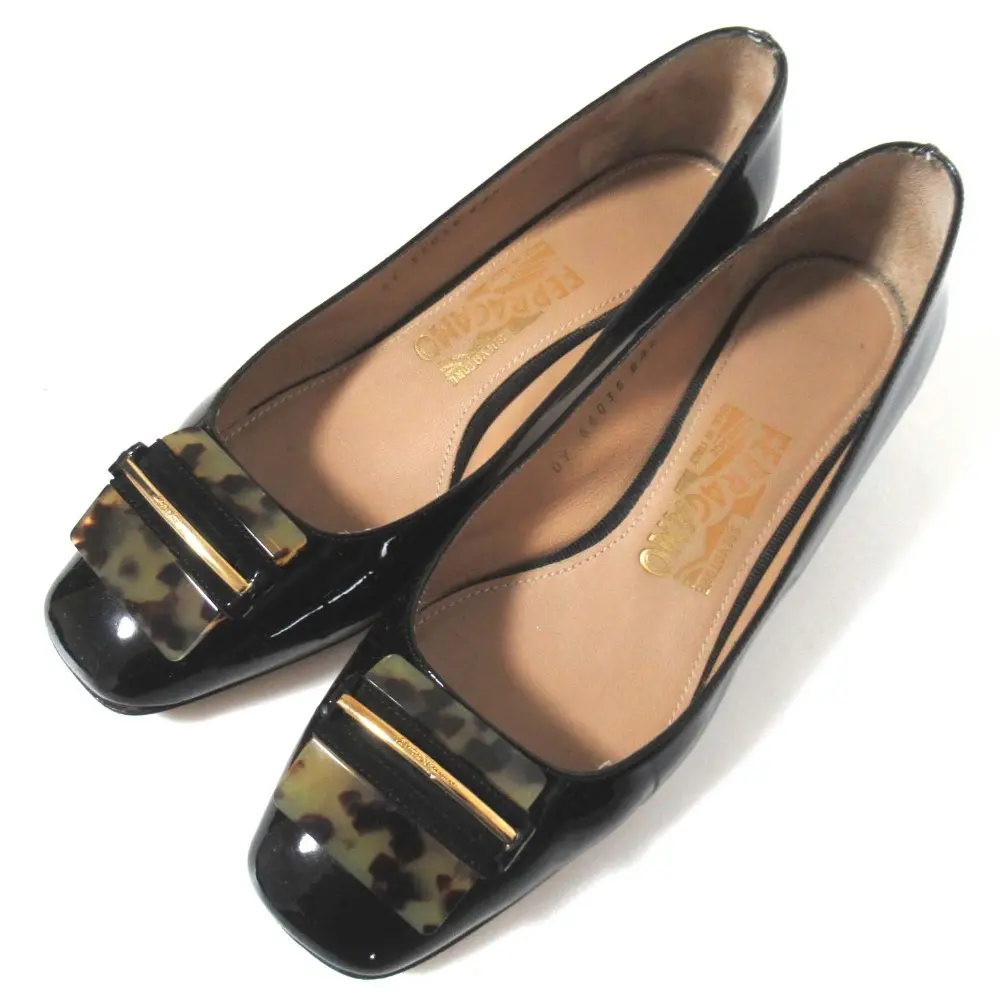 Salvatore Ferragamo サルヴァトーレフェラガモ べっ甲柄 ロゴプレート パテントレザー スクエアトゥ パンプス 6.5D 約24cm ブラック