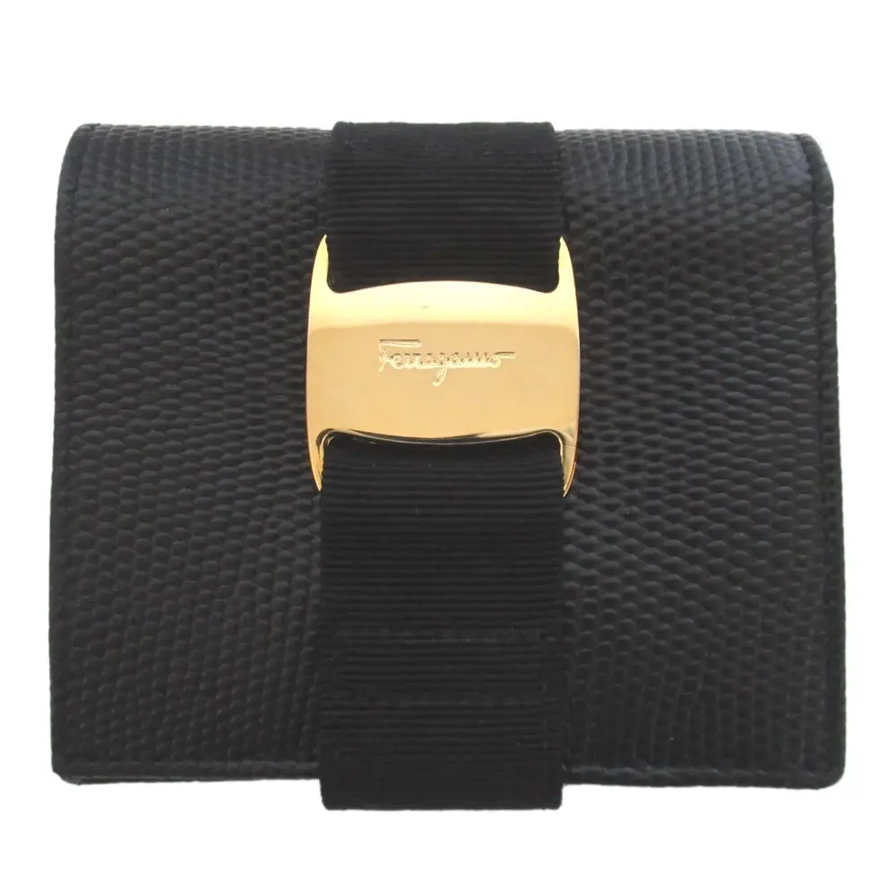 Salvatore Ferragamo サルヴァトーレフェラガモ ヴァラ リザード型押し コンパクトウォレット 二つ折り財布 札入れ 小銭入れ ブラック