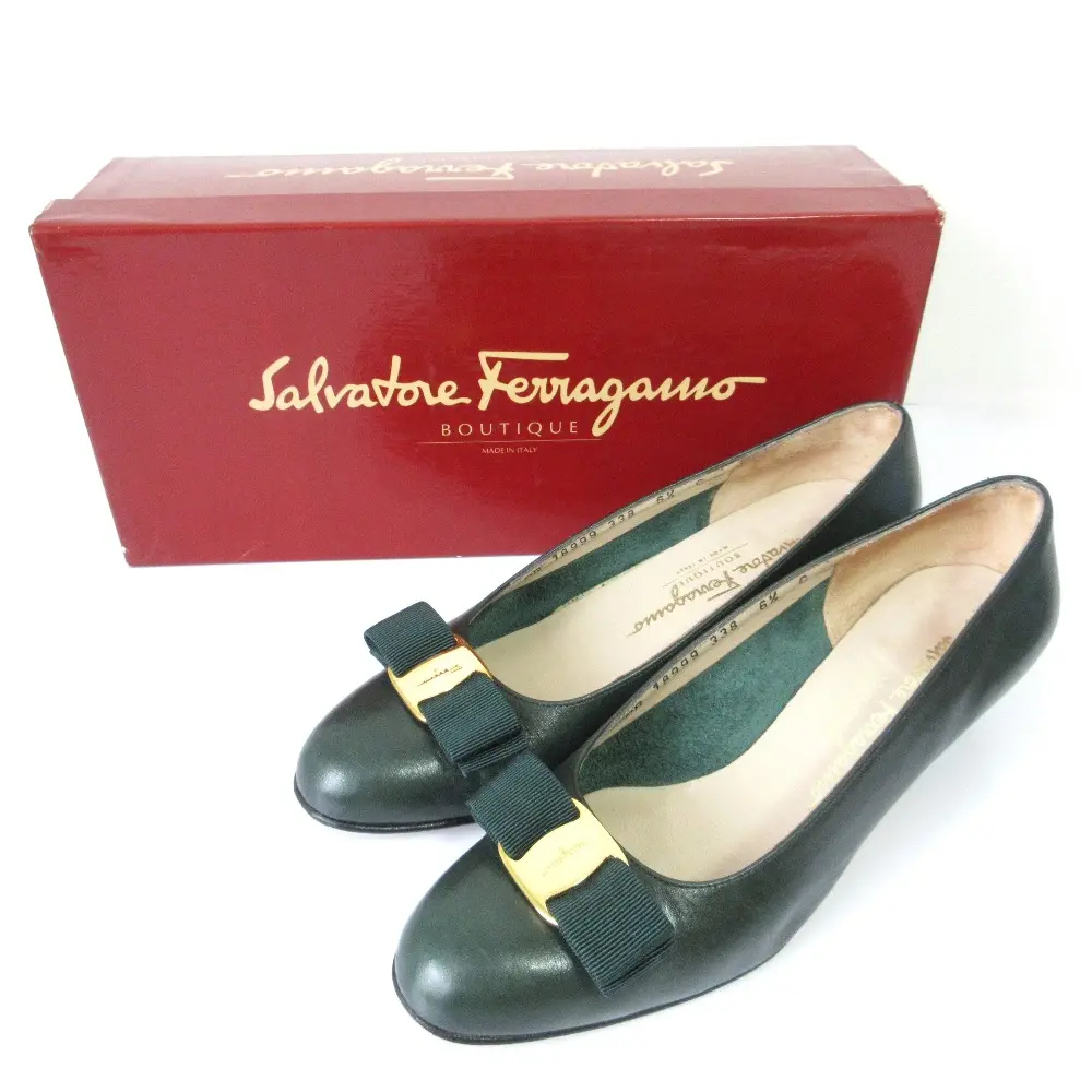 Salvatore Ferragamo サルヴァトーレフェラガモ ヴァラ リボン ラウンドトゥ ローヒール パンプス 6.5 24cm相当 グリーン
