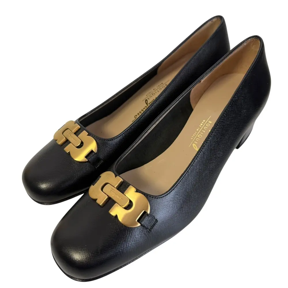 Salvatore Ferragamo サルヴァトーレフェラガモ レザー ガンチーニ金具 ローヒール パンプス 6C 23cm相当 ブラック