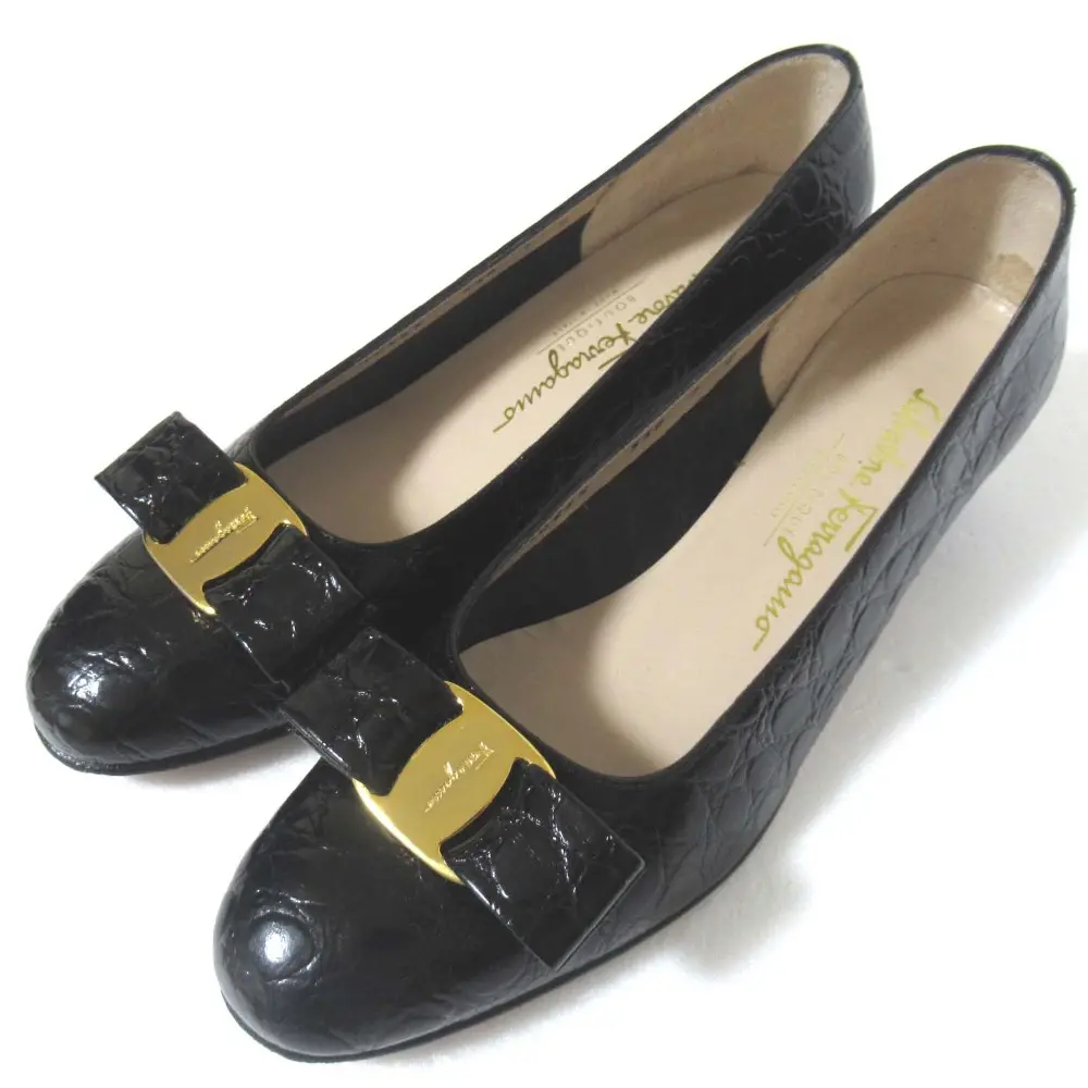 Salvatore Ferragamo サルヴァトーレフェラガモ クロコ型押し レザー ヴァラリボン パンプス 7C 約24.5cm ブラック ゴールド金具