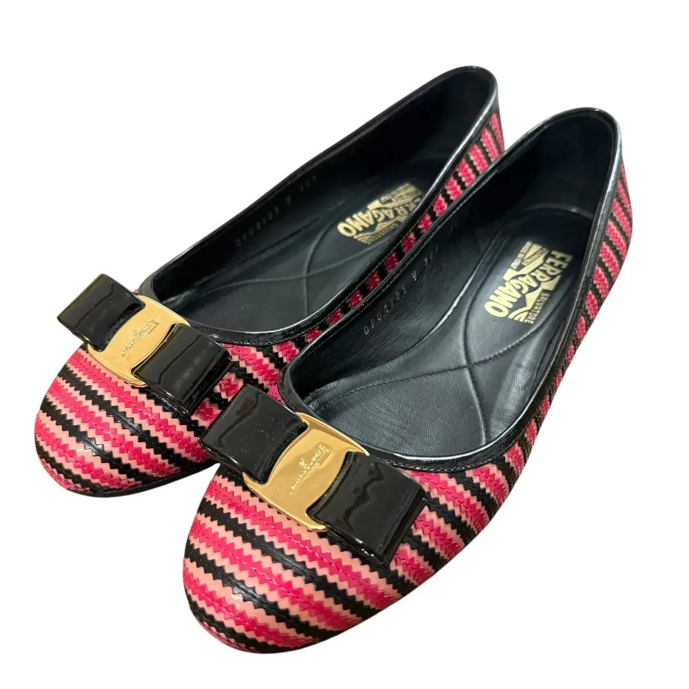 Salvatore Ferragamo サルヴァトーレフェラガモ ボーダー ヴァラリボン フラットパンプス サイズ8 1/2 約25.5cm ピンク ブラック