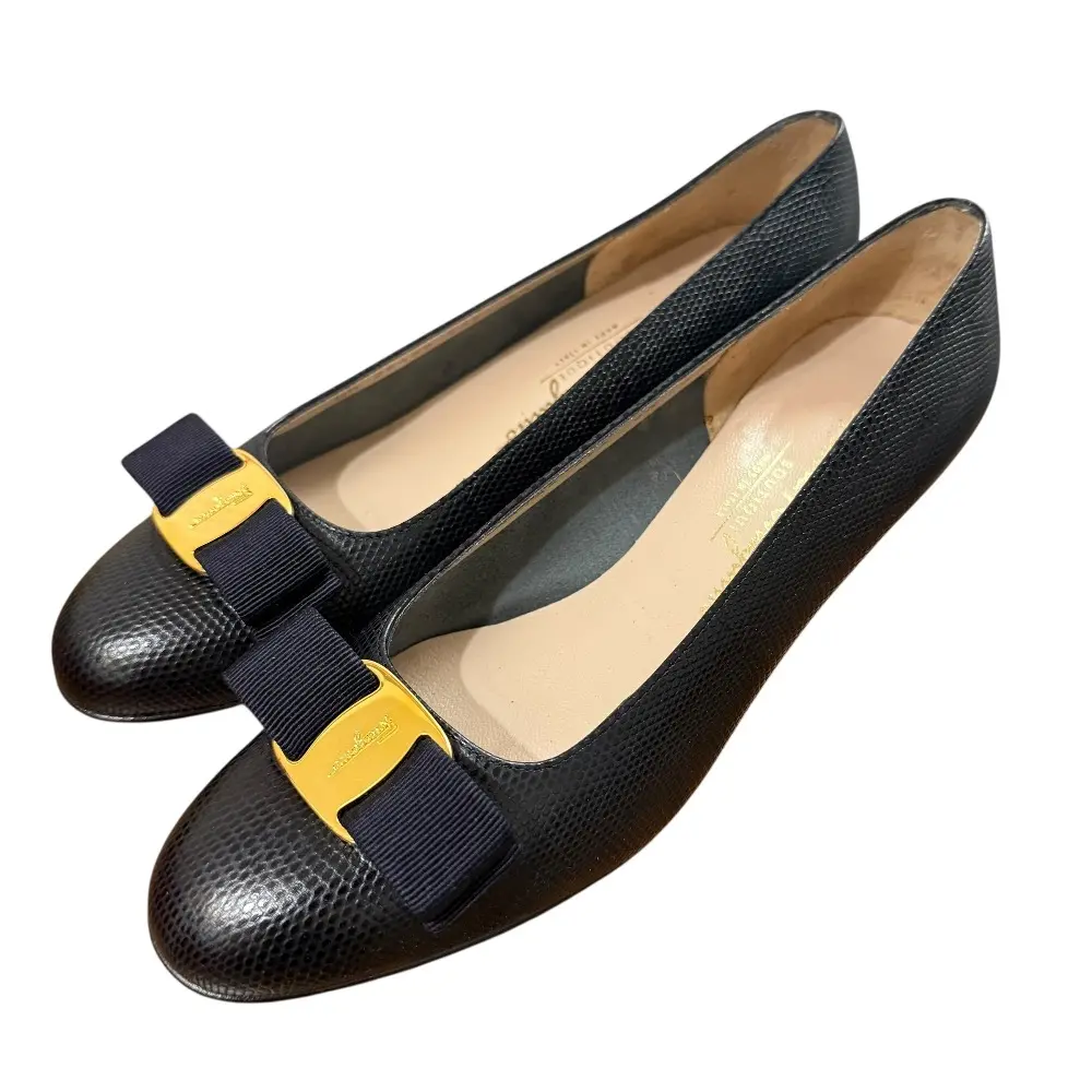 Salvatore Ferragamo サルヴァトーレフェラガモ リザード型押し ヴァラリボン ローヒール パンプス 6 1/2 約23.5cm ネイビー