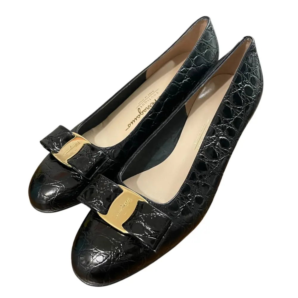 ✨新品同様✨サルヴァトーレフェラガモ　オードリー　23cm 黒　パンプス ✨新品同様✨サルヴァトーレフェラガモ オードリー 23cm 黒 パンプス