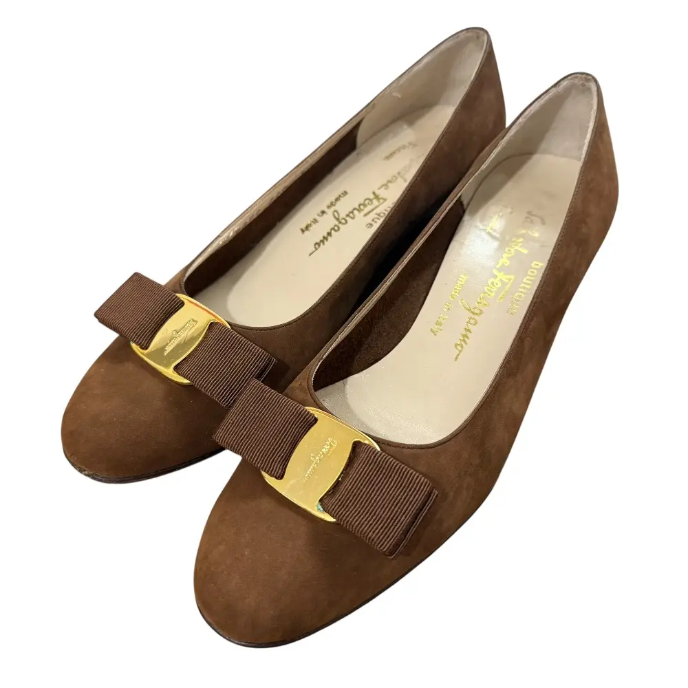 Salvatore Ferragamo サルヴァトーレフェラガモ ヌバックレザー ヴァラリボン パンプス サイズ6 1/2 約23.5cm ブラウン