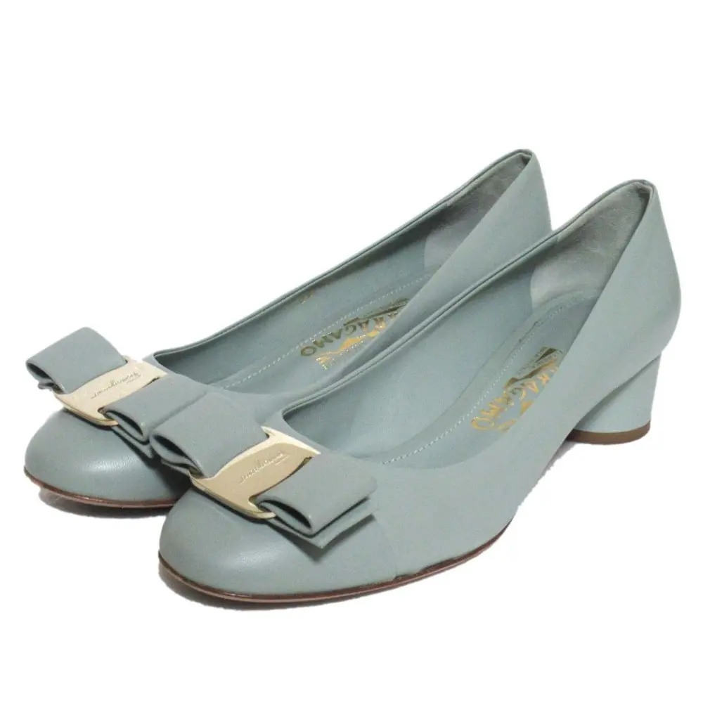 Salvatore Ferragamo サルヴァトーレフェラガモ ヴァラリボン パンプス サイズ7D 約24.5cm ライトブルー×シルバー金具