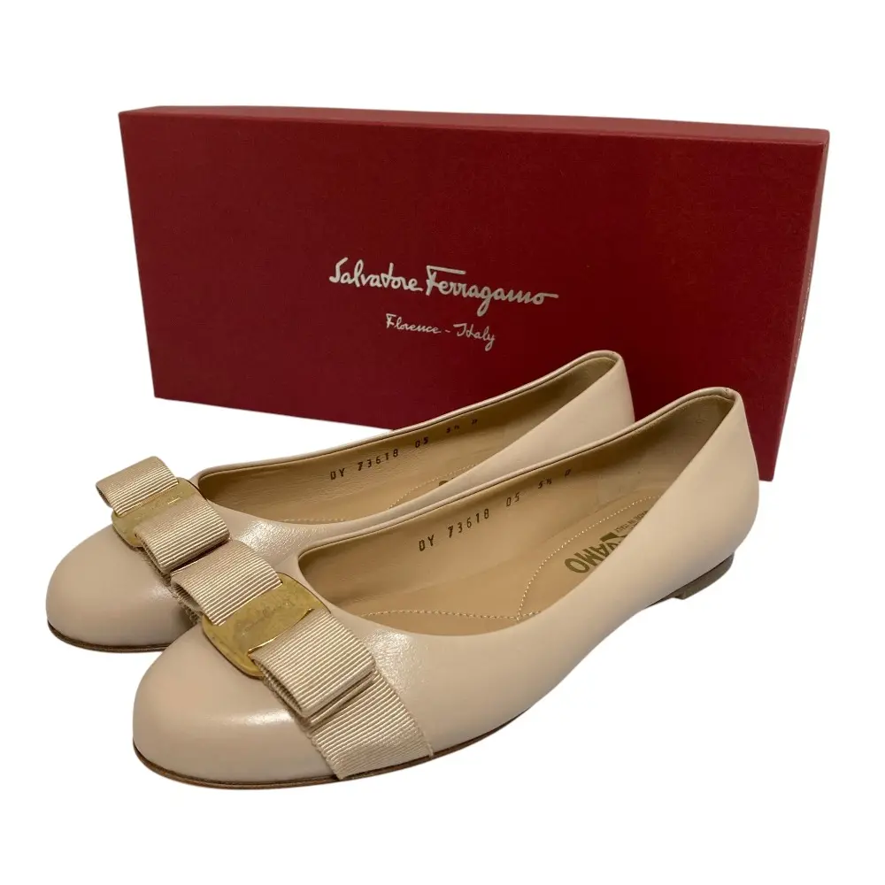 Salvatore Ferragamo サルヴァトーレフェラガモ ヴァラリボン バレエシューズ フラットパンプス 5 1/2 23cm ピンクベージュ