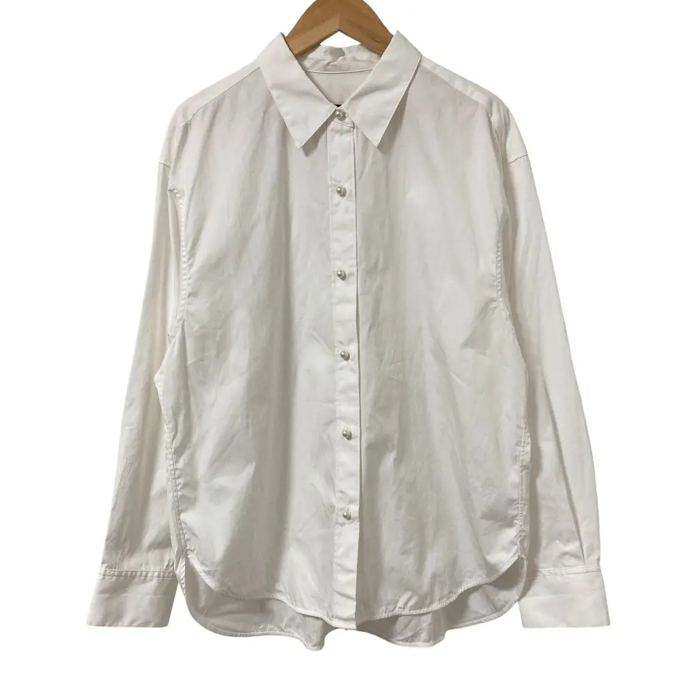 25AW Spick & Span スピックアンドスパン パールボタンシャツ ブラウス ホワイト