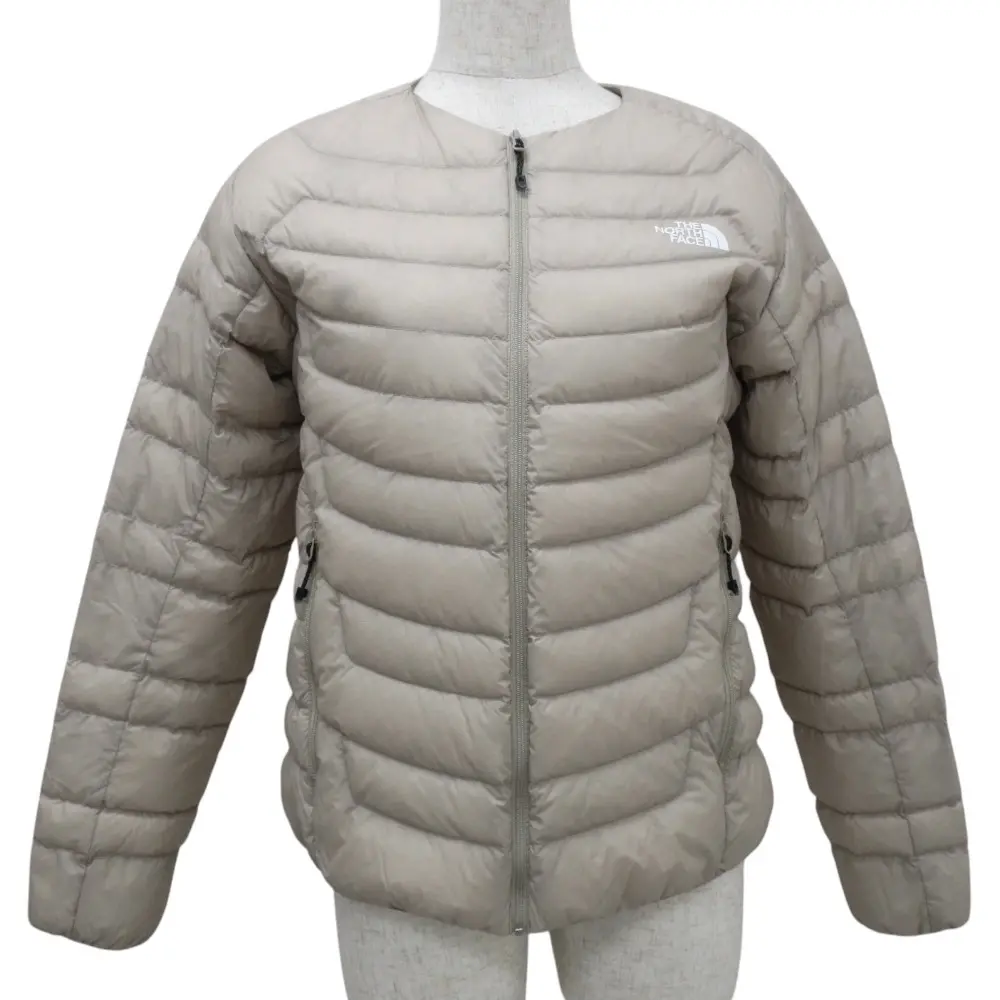 THE NORTH FACE ノースフェイス サンダー ラウンドネック ライトダウンジャケット NYW82213 S ベージュ