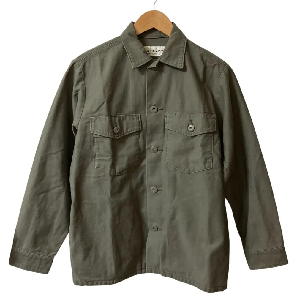 24SS THE SHINZONE シンゾーン UTILITY SHIRTS ユーティリティシャツ ミリタリー ジャケット 24SMSJK07 サイズF カーキ