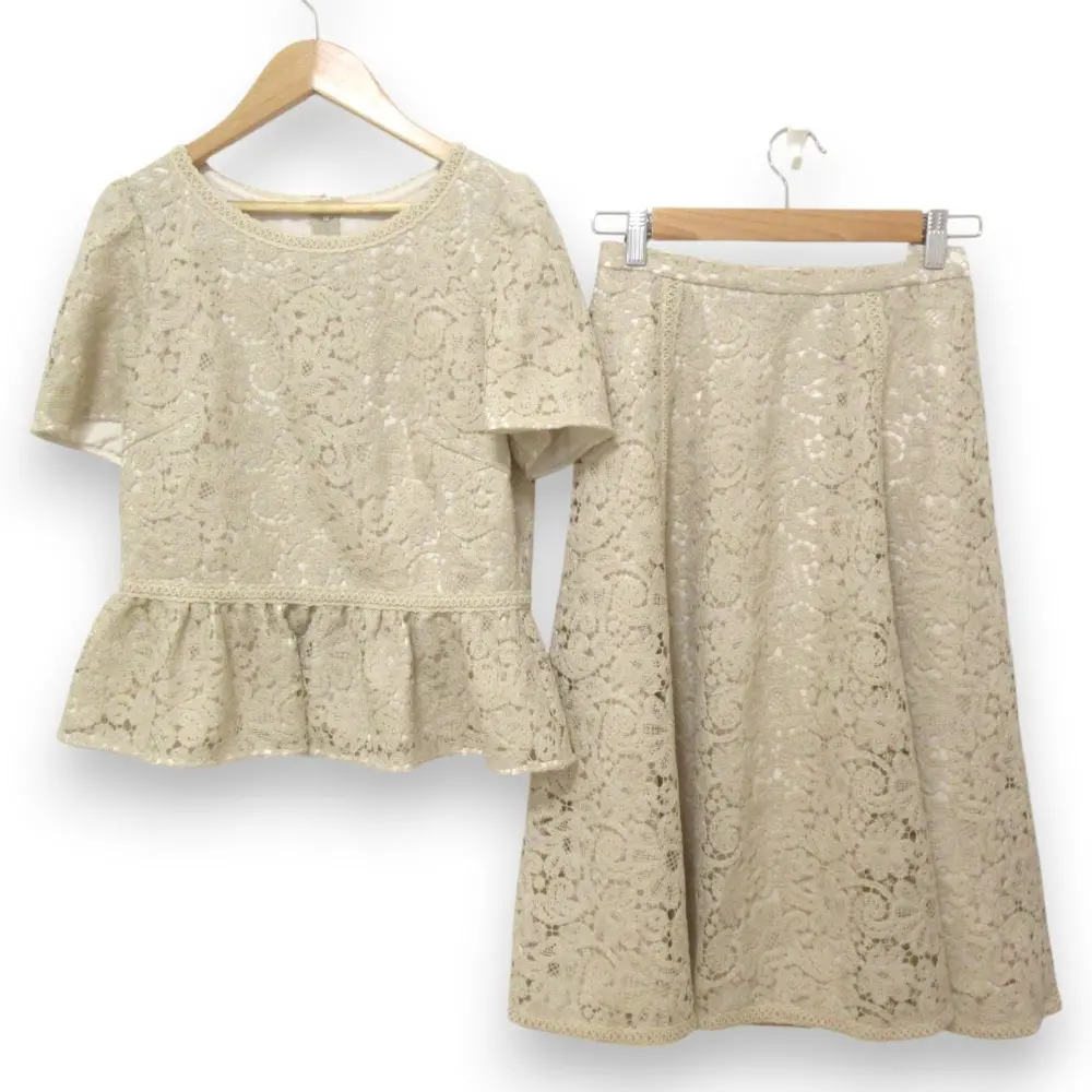 TO BE CHIC トゥービーシック 総レース エンブロイダリー 半袖 ブラウス+ミモレ丈スカート セットアップ サイズ40 ベージュ