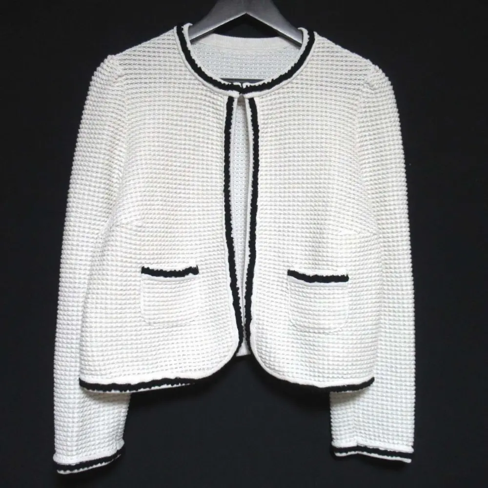 TO BE CHIC トゥービーシック ノーカラー ラメツイード ニットジャケット W7F01-110 46 大きいサイズ オフホワイト×ブラック