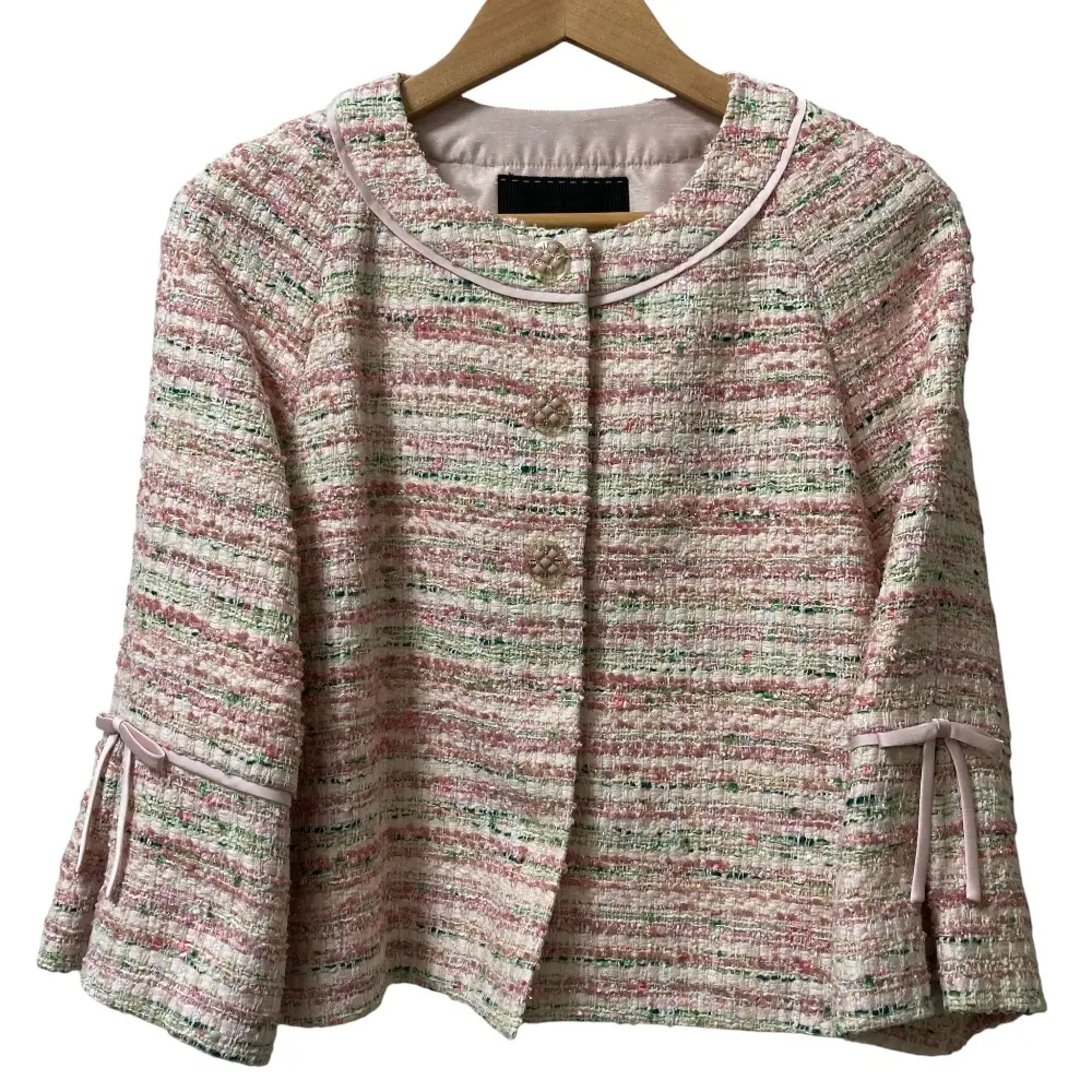 TO BE CHIC トゥービーシック フレアスリーブ ツイード ノーカラージャケット サイズ40 ピンク×グリーン