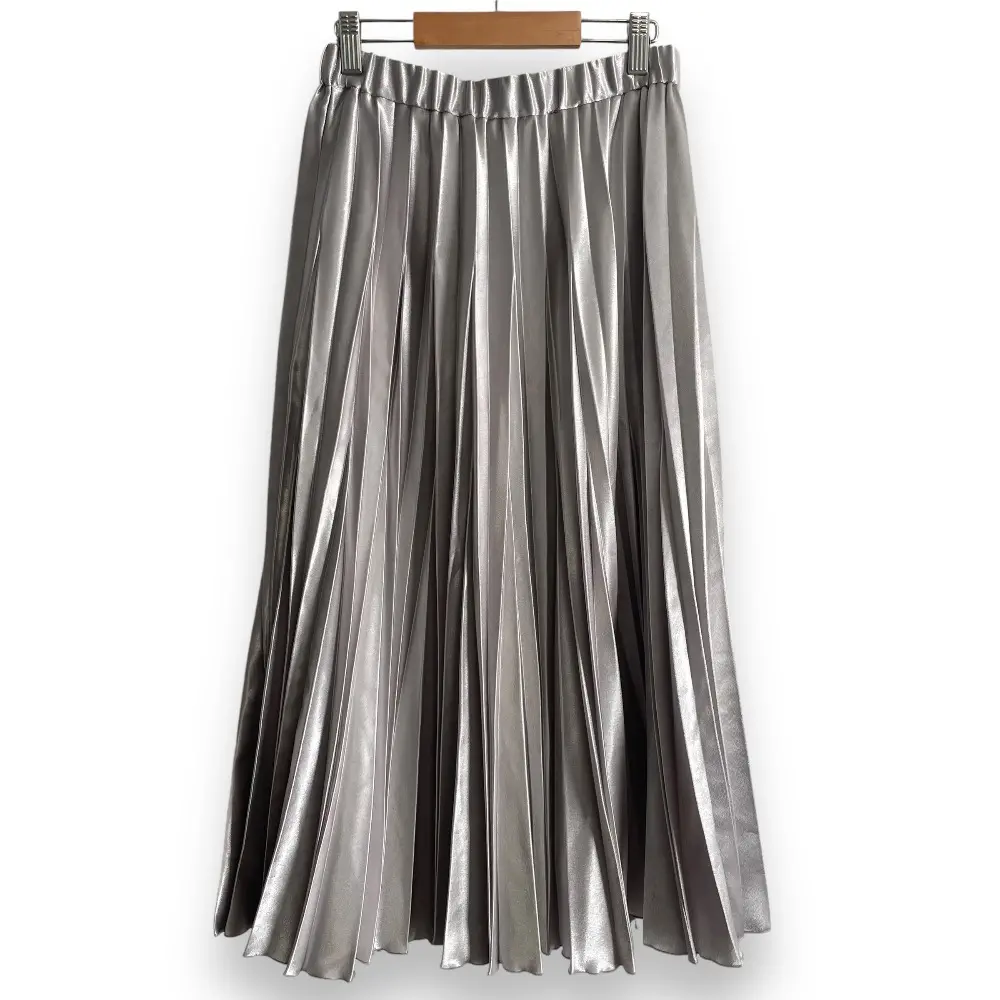 UN3D. アンスリード ORIGAMI PLEATS SK GS メタリック ロング丈 ミモレ丈 プリーツスカート 36 シルバー