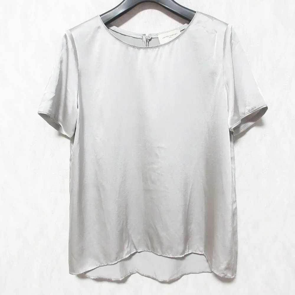 UNITED ARROWS ユナイテッドアローズ ストレッチ 半袖 シルクブラウス カットソー シルバーカラー