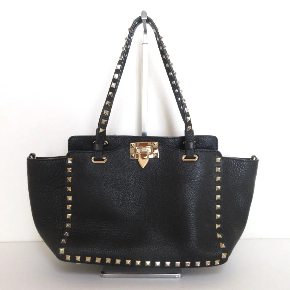 VALENTINO GARAVANI ヴァレンティノガラヴァーニ ロックスタッズ