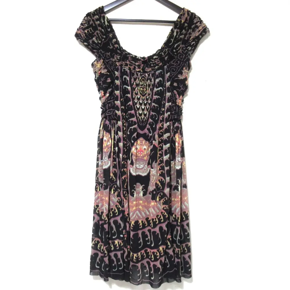 ヴィヴィアンタム（VIVIENNE TAM）ワンピースの高価買取ならリブラ宅配