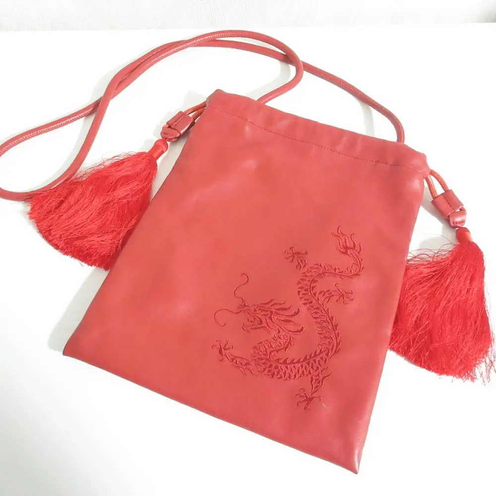 VIVIENNE TAM ヴィヴィアンタム ドラゴン刺繍 巾着 ショルダーバッグ レッド