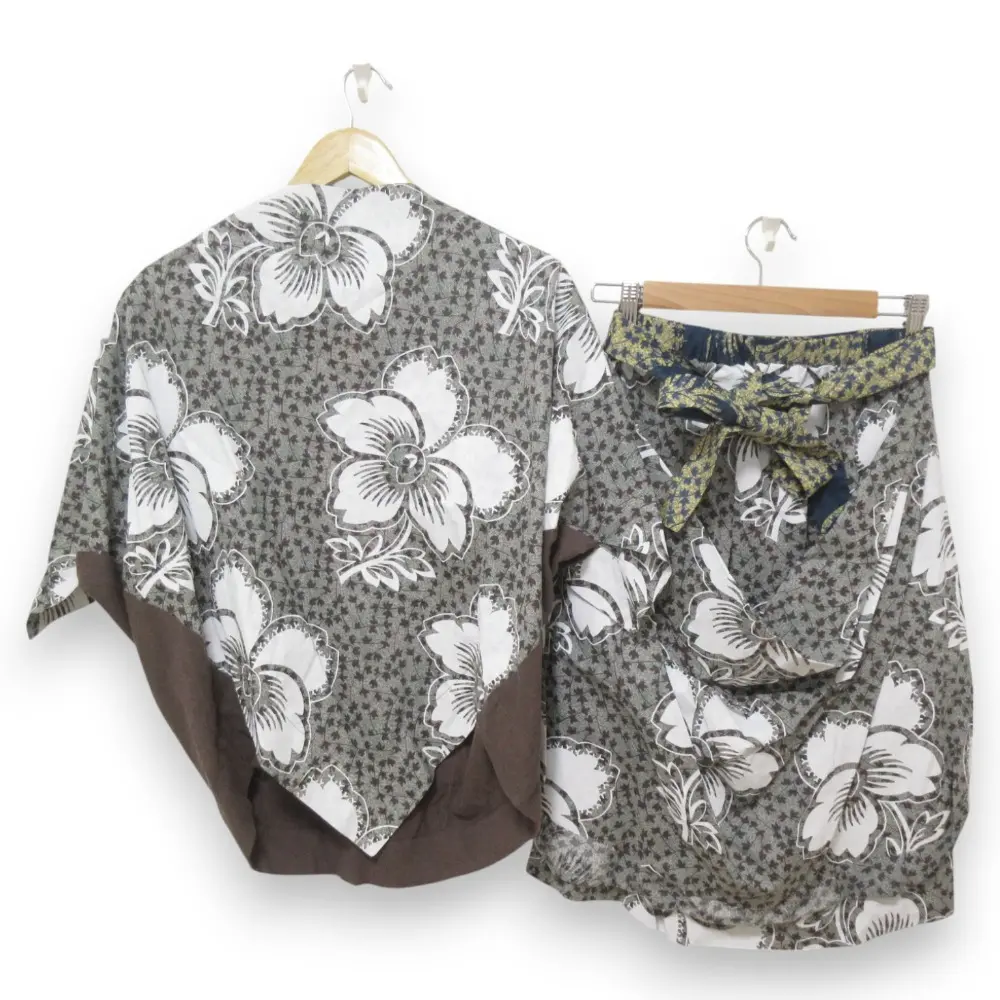 ヴィヴィアンウエストウッド ブラウス スカート セット ヴィヴィアンウエストウッド レッドレーベル フラワープリント ハーフ