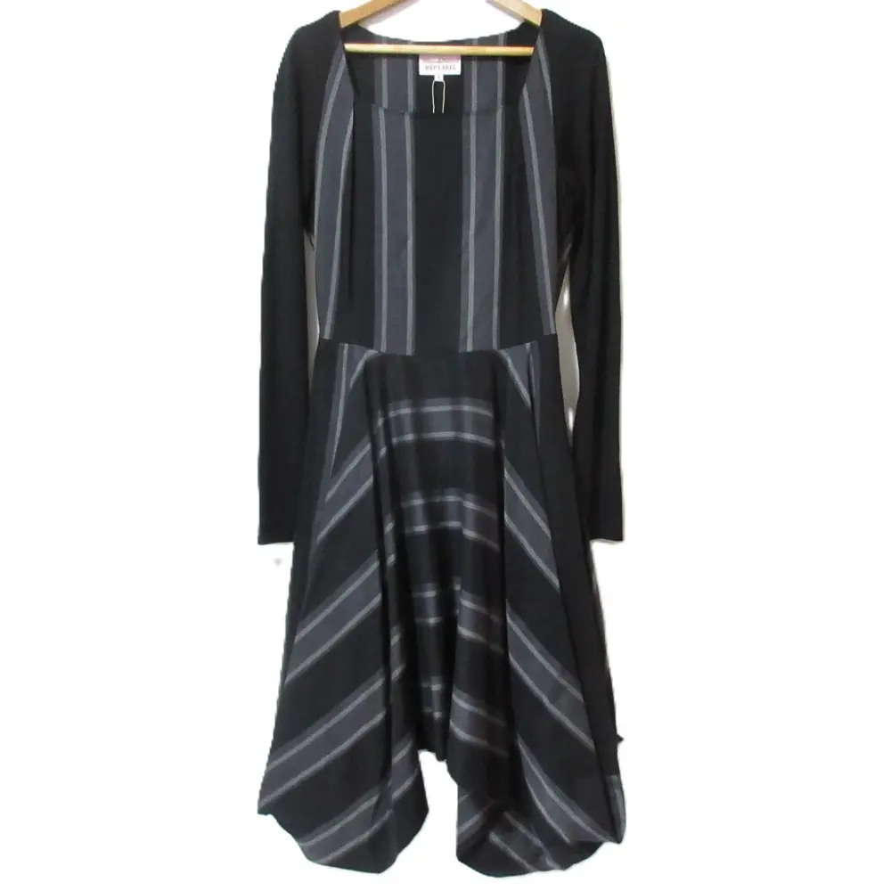 Vivienne Westwood RED LABEL ヴィヴィアンウエストウッドレッドレーベル ストライプ柄 長袖 ひざ丈 変形 ワンピース 1 ブラック