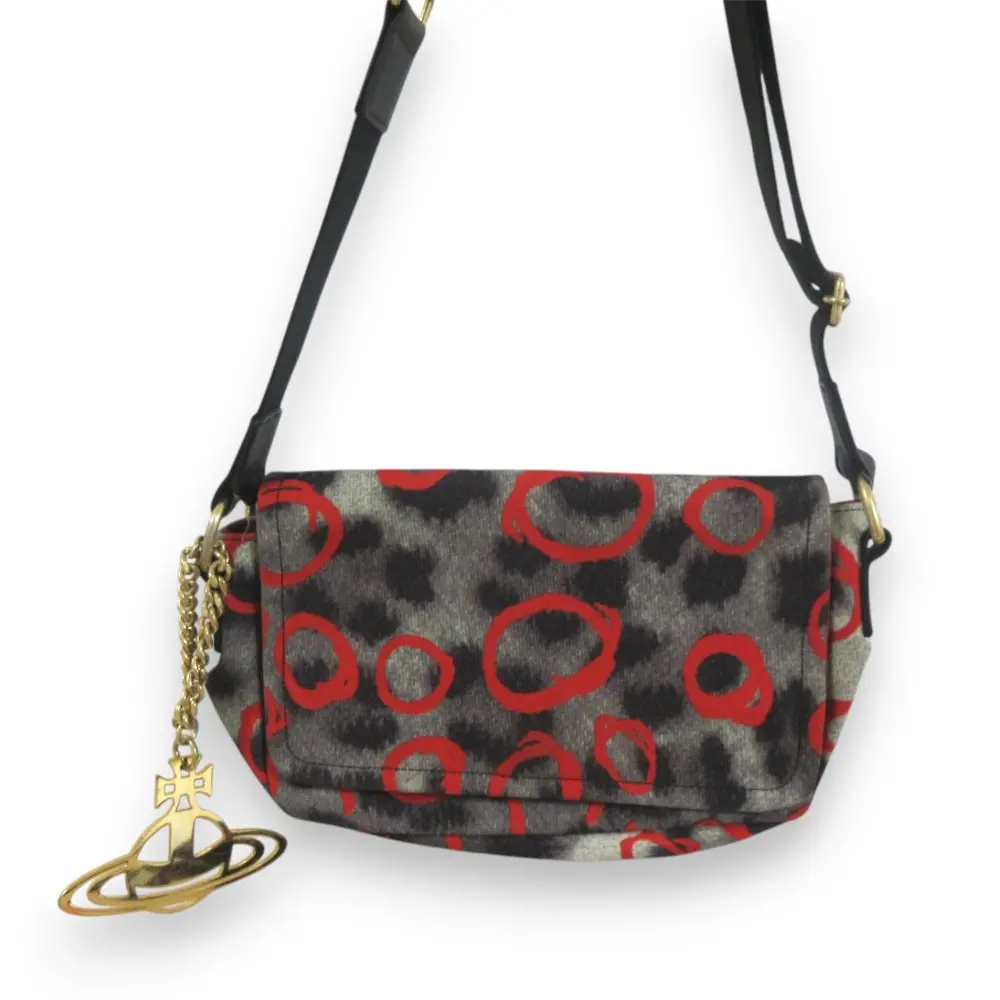 Vivienne Westwood ヴィヴィアンウエストウッド デカオーブチャーム レオパード柄 ショルダーバッグ マルチカラー