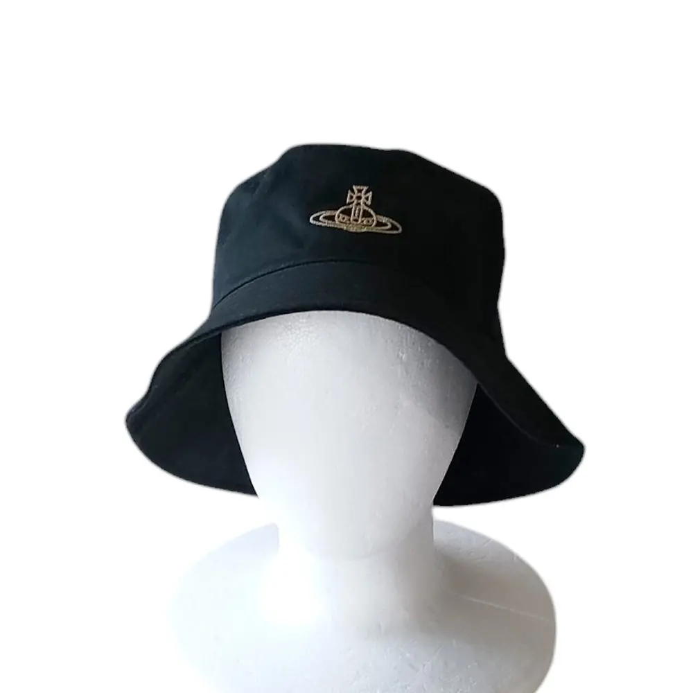 ヴィヴィアンウエストウッド（Vivienne Westwood）帽子の高価買取なら