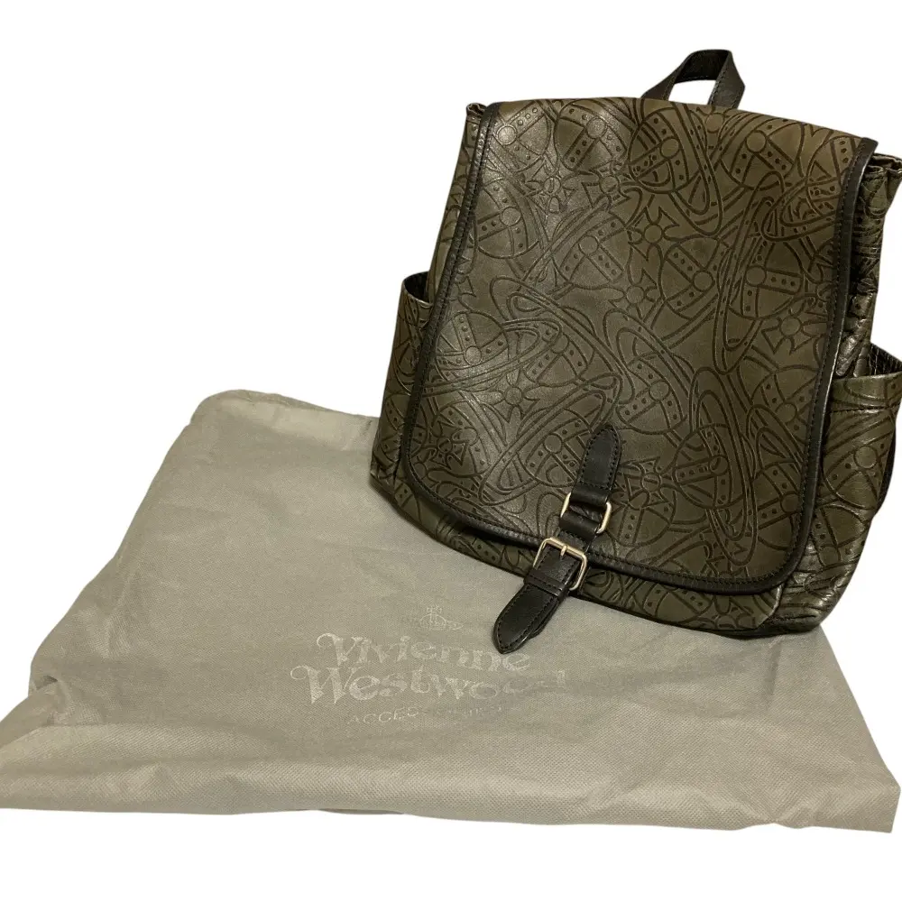 Vivienne Westwood ヴィヴィアンウエストウッド オーブ柄 リュックサック バックパック カーキ