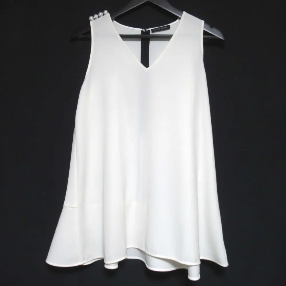 YOKO CHAN ヨーコチャン パール装飾 Vネック フレアヘム ノースリーブ ブラウス シャツ YCB-219-127 38サイズ ホワイト