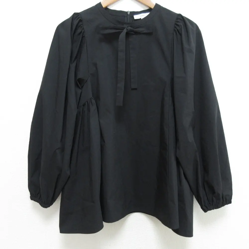 22AW yori ヨリ サイドギャザーブラウス 長袖 パフスリーブ プルオーバー フレア シャツ YR2221-105AW サイズ36 ブラック