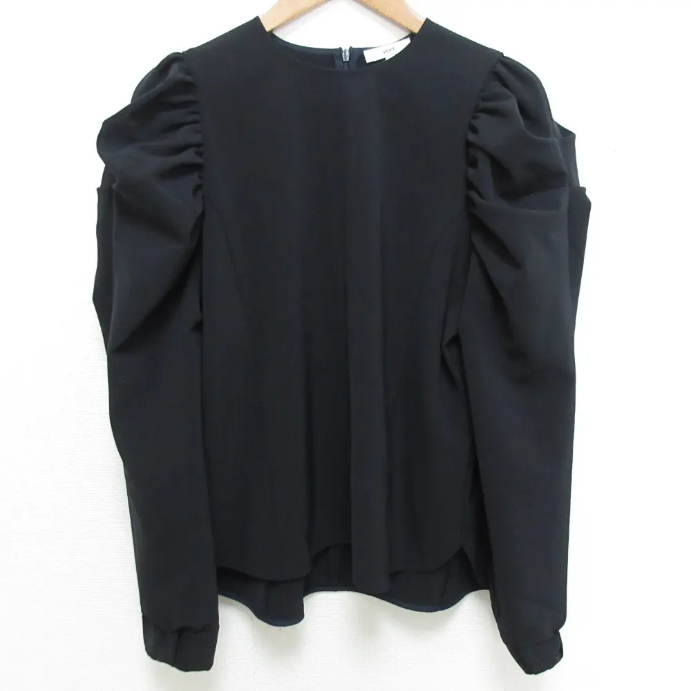 23AW yori ヨリ タックショルダーブラウス サイズ36 ネイビー