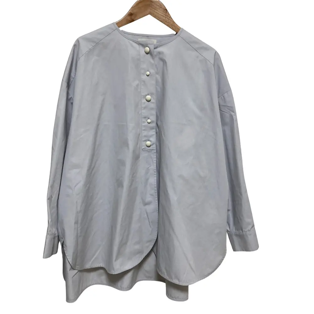 22AW yori ヨリ キャンディボタンシャツ サイズF ライトグレーの買取実績【2025年9月買取】