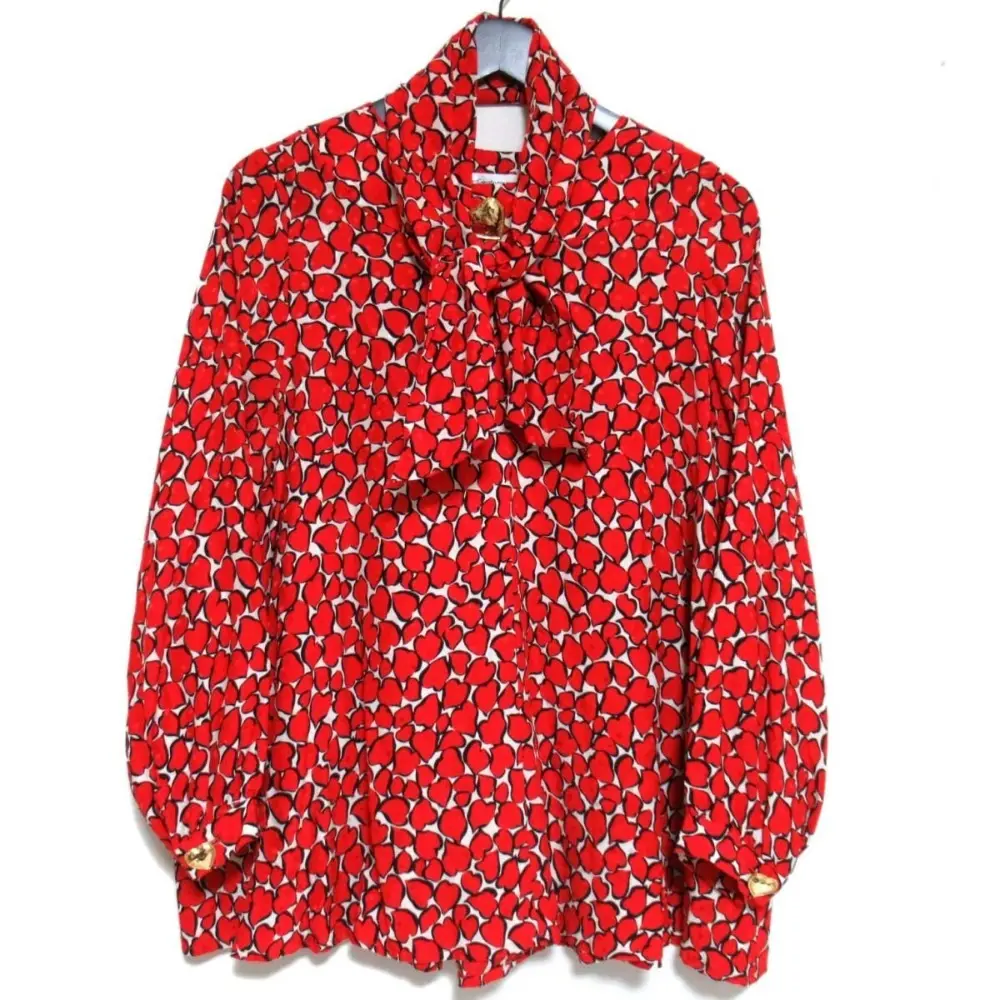 YVES SAINT LAURENT イヴサンローラン ハート柄 シルク スカーフ付き ハートボタン プルオーバー ブラウス 9A3 レッド×ホワイト
